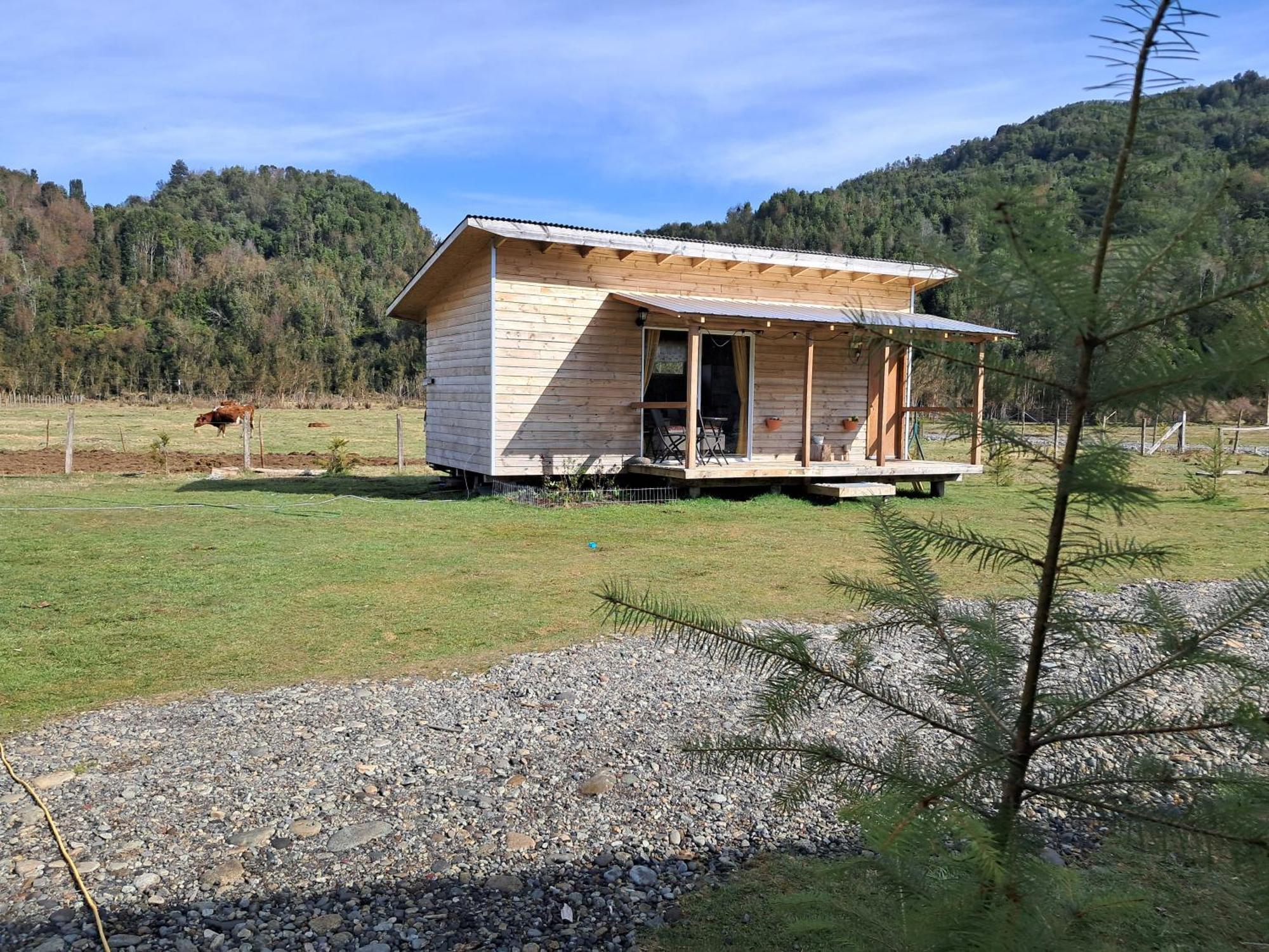 Cabana Del Campo Hornopiren Buitenkant foto